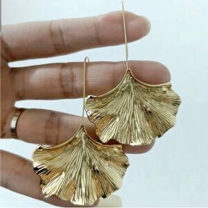 Anthropologie Gold Ginkgo Earrings